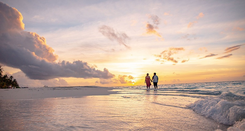 couple in summer