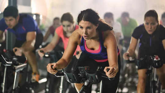 13 Benefits of Spinning for Your Physical and Mental Health