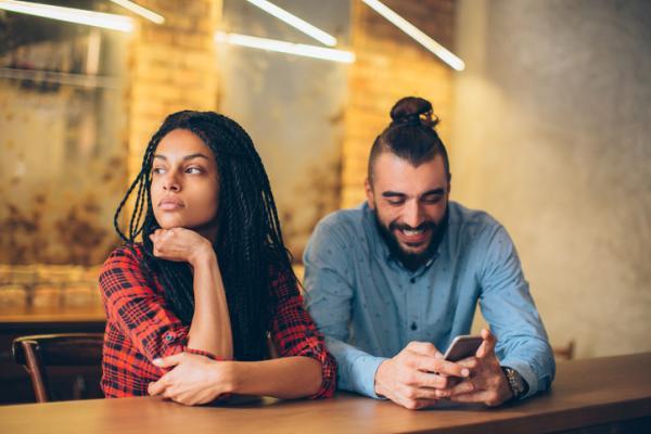 What to do when your partner ignores you - What do I do if my partner ignores me