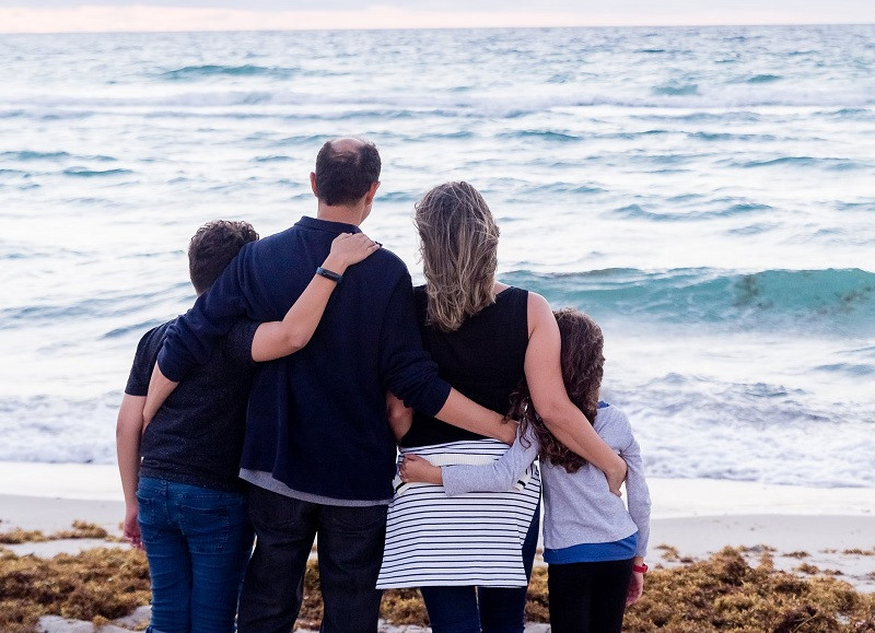 Overcome a toxic family relationship