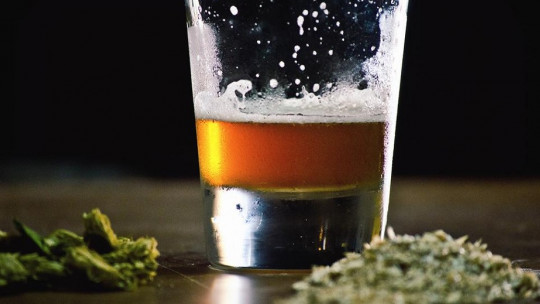 Combining Alcohol and Marijuana Has These Effects on the Brain