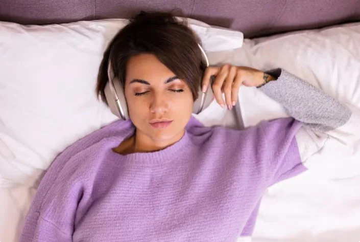 How Sleep and Stress Affect the Mind's Everyday Performance