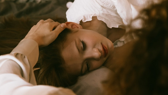 The 9 Types of Caresses (and What They Express)