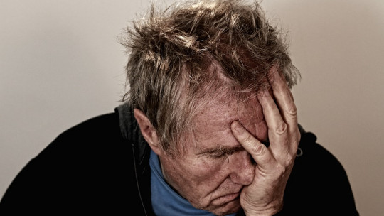 What Are the 8 Signs of Alcoholism on the Face?