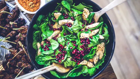 ​24 fat burning and highly healthy foods