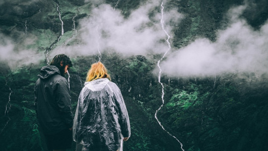 11 Characteristic Symptoms of Emotional Codependency