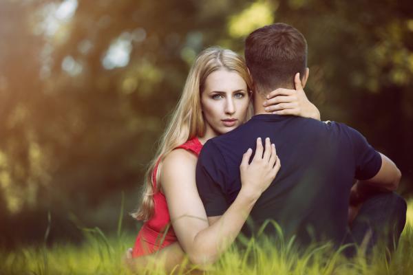 Causes and symptoms of emotional dependence in a couple - Emotional dependence in a couple: symptoms