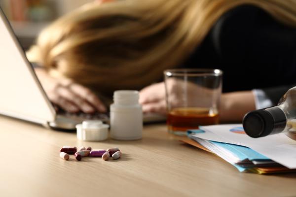 Types of depression: symptoms and treatment - Depressive disorder induced by a substance or medication 