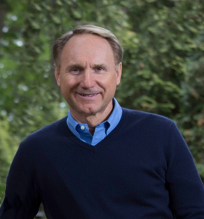 Dan Brown