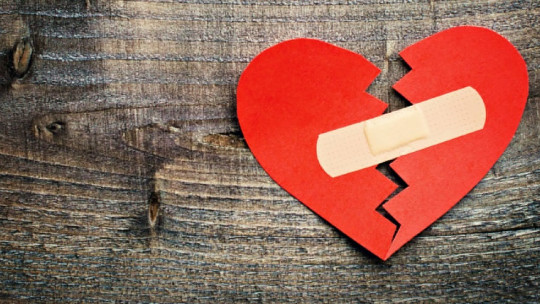 How to Leave Someone: 6 Steps to Manage the Breakup