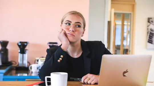 The 6 differences between boredom and apathy