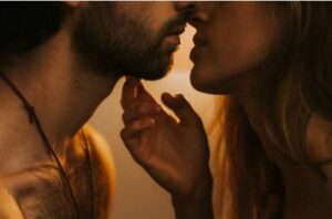The Importance of Caresses in a Couple