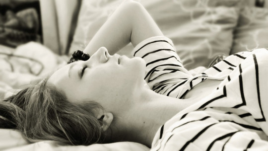 Women Need More Sleep Than Men, Study Finds