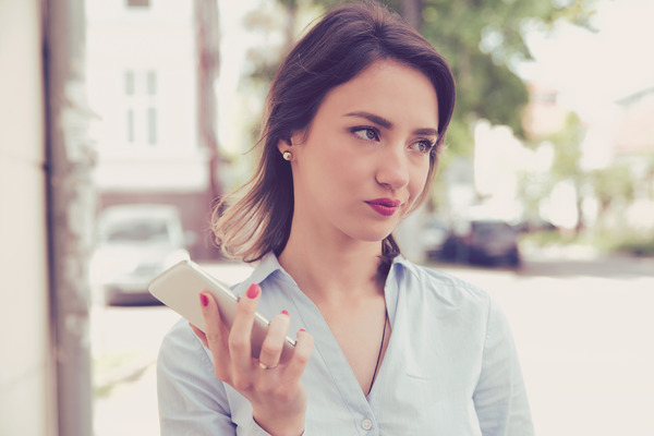 Signs of an unrequited friendship