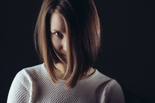 12 Signs to Know How to Recognize a Psychopath