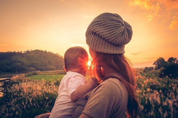 How to Be a Single Mother? 11 Psychological Tips for