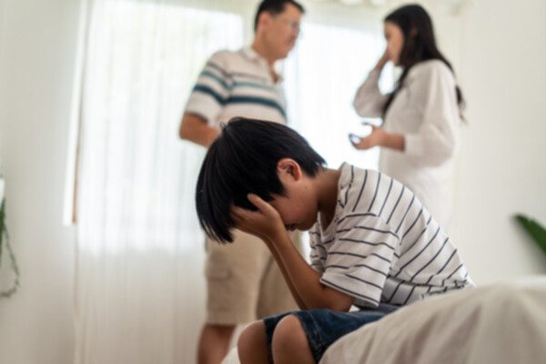 What to do when faced with a psychologically abusive mother or father?