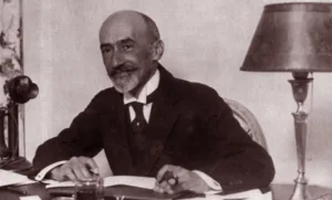 25 Unforgettable Phrases from the Playwright Jacinto Benavente