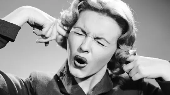 5 strategies to protect yourself from a narcissistic person