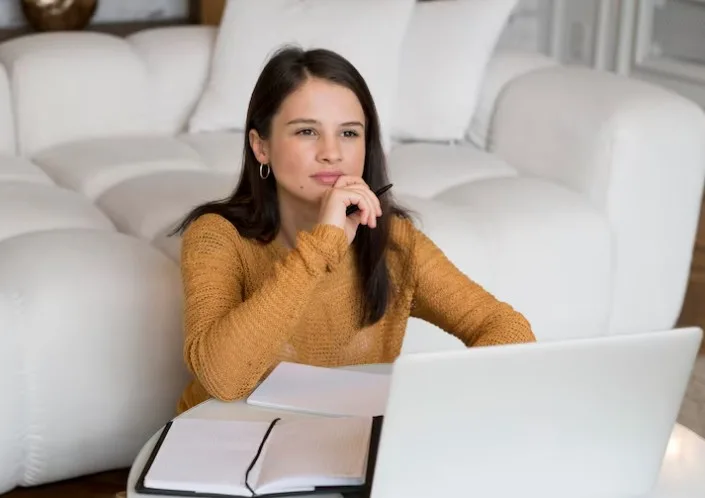 7 Answers to Your Questions About Online Psychology