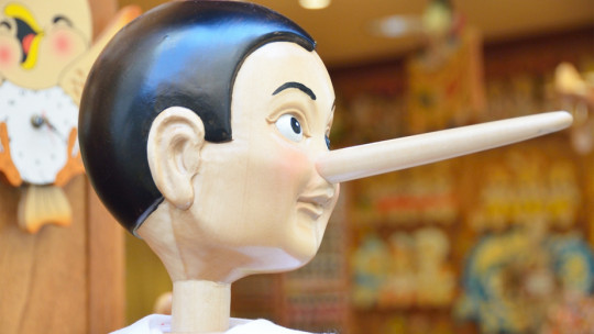 7 Keys to Detect if Someone is Lying to You