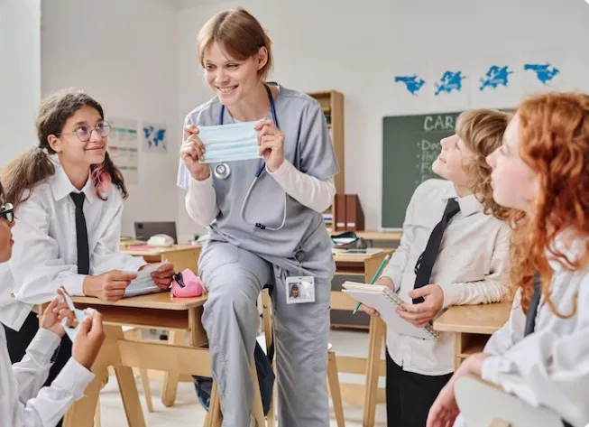 Benefits and Criticisms of the Competency-Based Approach