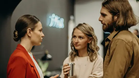 Bias Blind Spot: What is This Psychological Phenomenon and How it Affects Us Bias Blind Spot: What is This Psychological Phenomenon and How