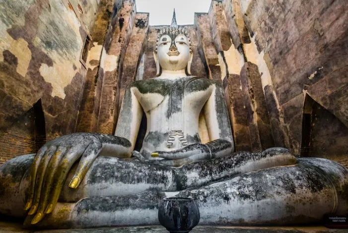 Buddhism: The World's Largest Non-Theistic Religion