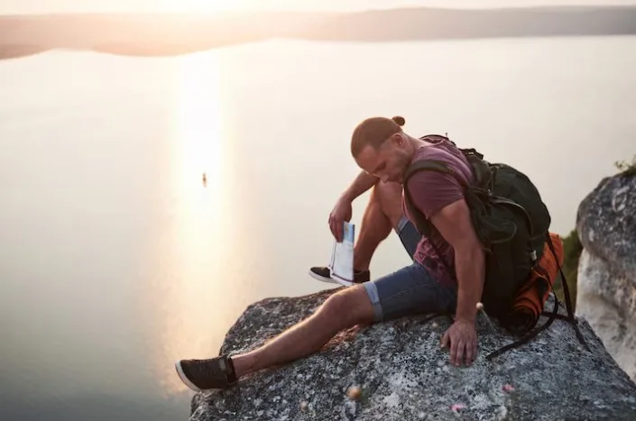Do adventurous people get bored easily?
