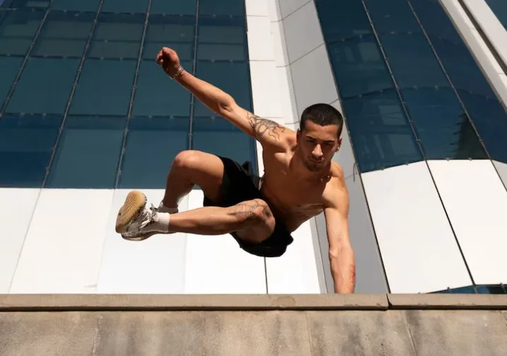 Eccentric Contraction: When Muscles Lengthen Under Load