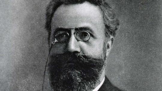 Hermann Ebbinghaus: Biography of This German Psychologist and Philosopher