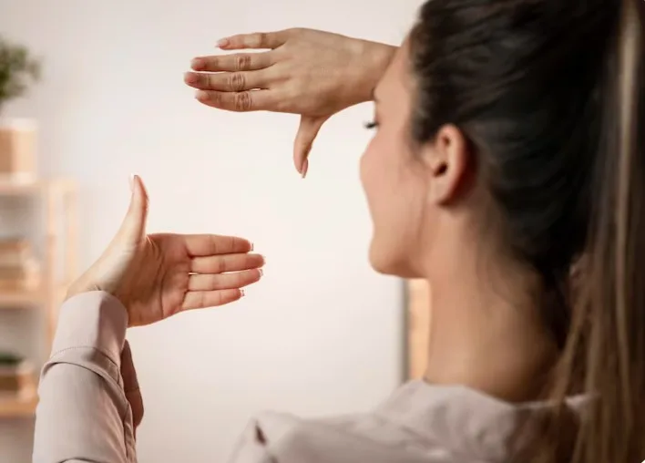 How Do Reflexes Work Without Conscious Thought?