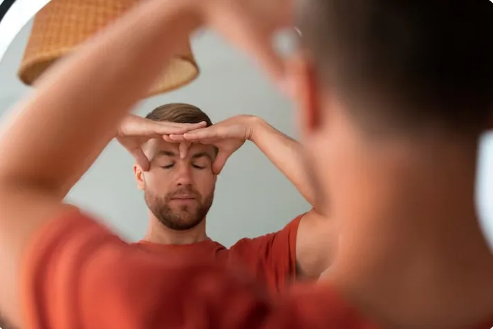 How Does Mindful Observation of Thoughts Reduce Emotional Reactivity?