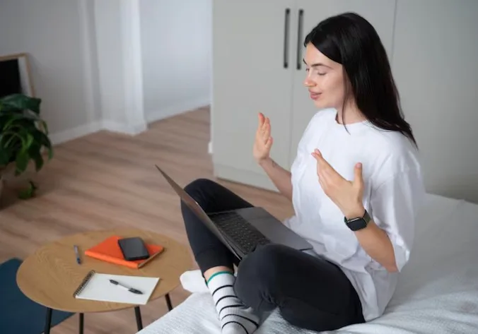 How Does Online Therapy Actually Work?