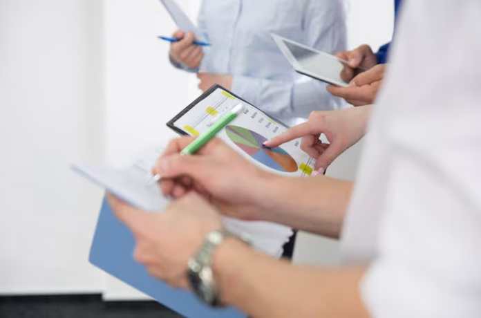 How the Maps Guide Clinical Work