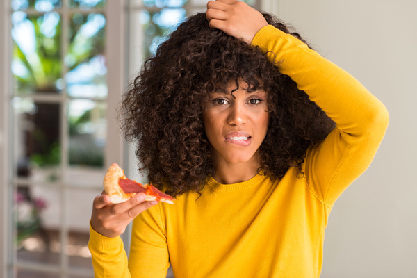 How to Control Anxiety About Eating? 9 Effective Tips