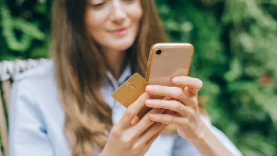 Hyperbolic Discounting: What it Is, Examples, and How it is Used in Marketing Hyperbolic Discounting: What it Is, Examples, and How it is