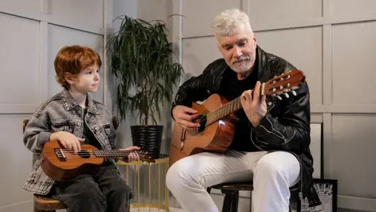 Introjection: What it Is, Characteristics and Examples Introjection: What it Is, Characteristics and Examples