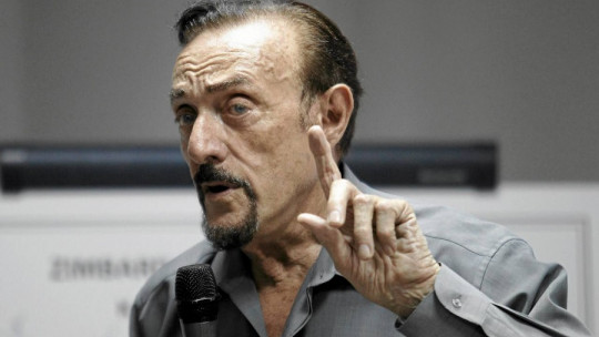 Philip Zimbardo: Biography of This Social Psychologist