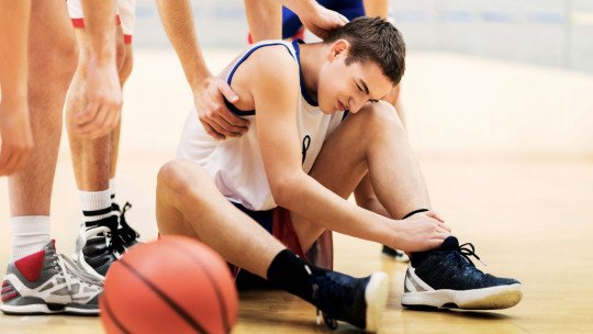 Stress and Sports Injuries: How Are They Related?