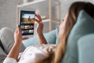 The 10 Best Apps to Watch Movies from Your Mobile