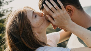 The 4 Differences Between Loyalty and Fidelity