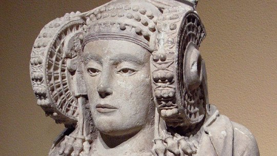 The Lady of Elche: History and Characteristics of This Iberian