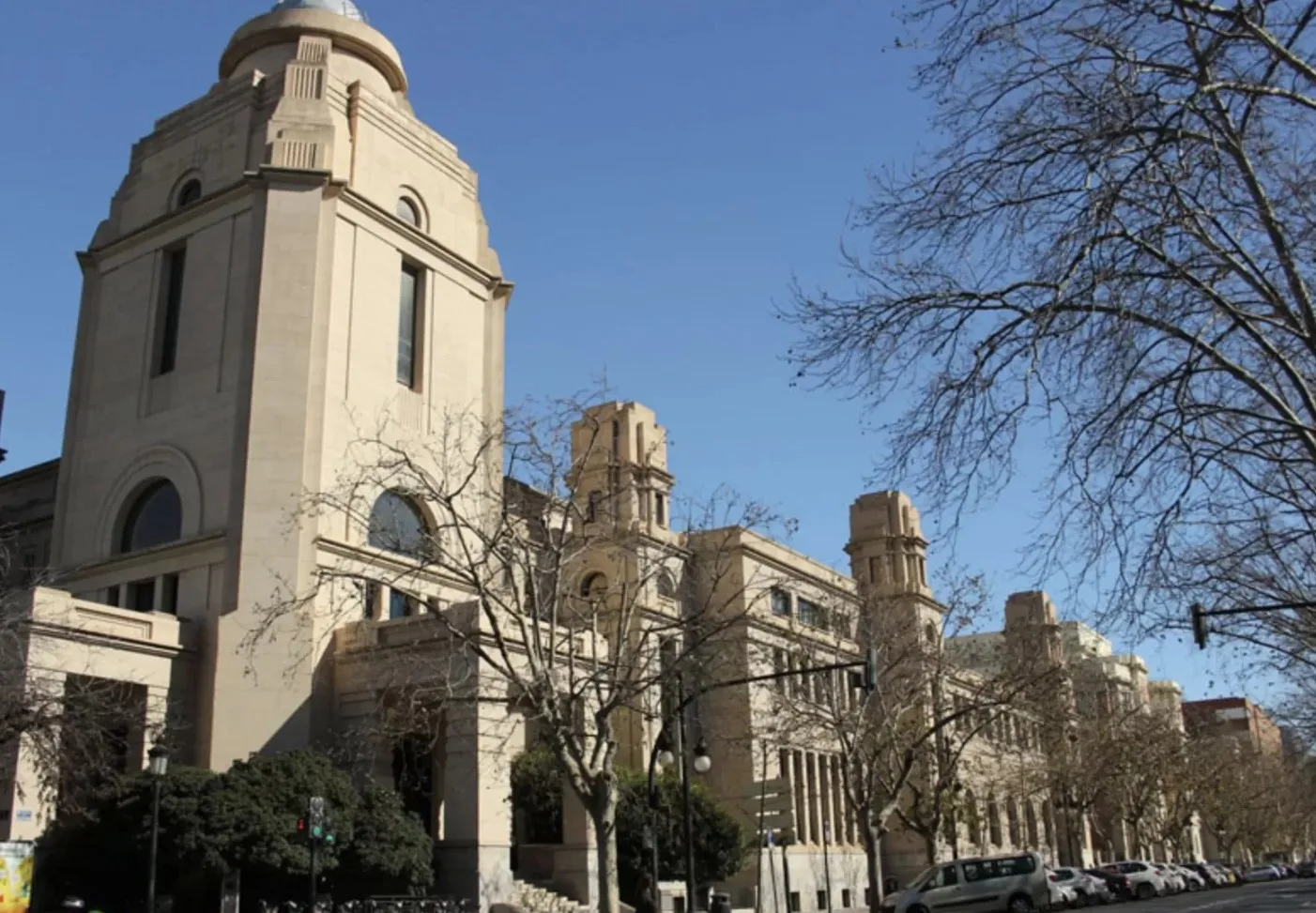 University of Valencia (Universitat de València)