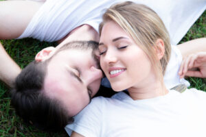 What Does a Healthy Bond Look Like? 4 Signs to