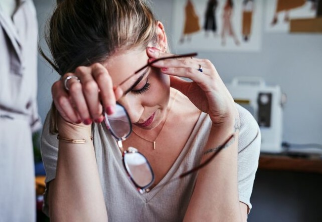 What happens when a lobe is damaged?