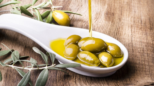 What is the Best Olive Oil in Spain? 8 Big