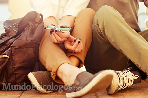 Which of These 4 Types of Couple is Yours? Which of These 4 Types of Couple is Yours?