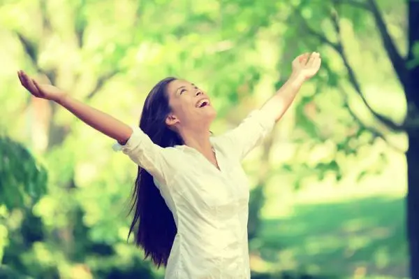 Why a Man Suddenly Stops Talking to You and What to Do Why a Man Suddenly Stops Talking to You and What