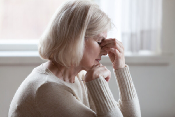 How to deal with Alzheimer's in a family member?